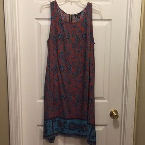 Beautiful sleeveless dress 💙